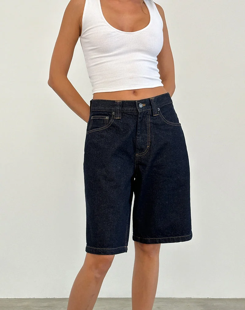 Skater-Shorts aus Denim mit niedriger Leibhöhe in Indigo