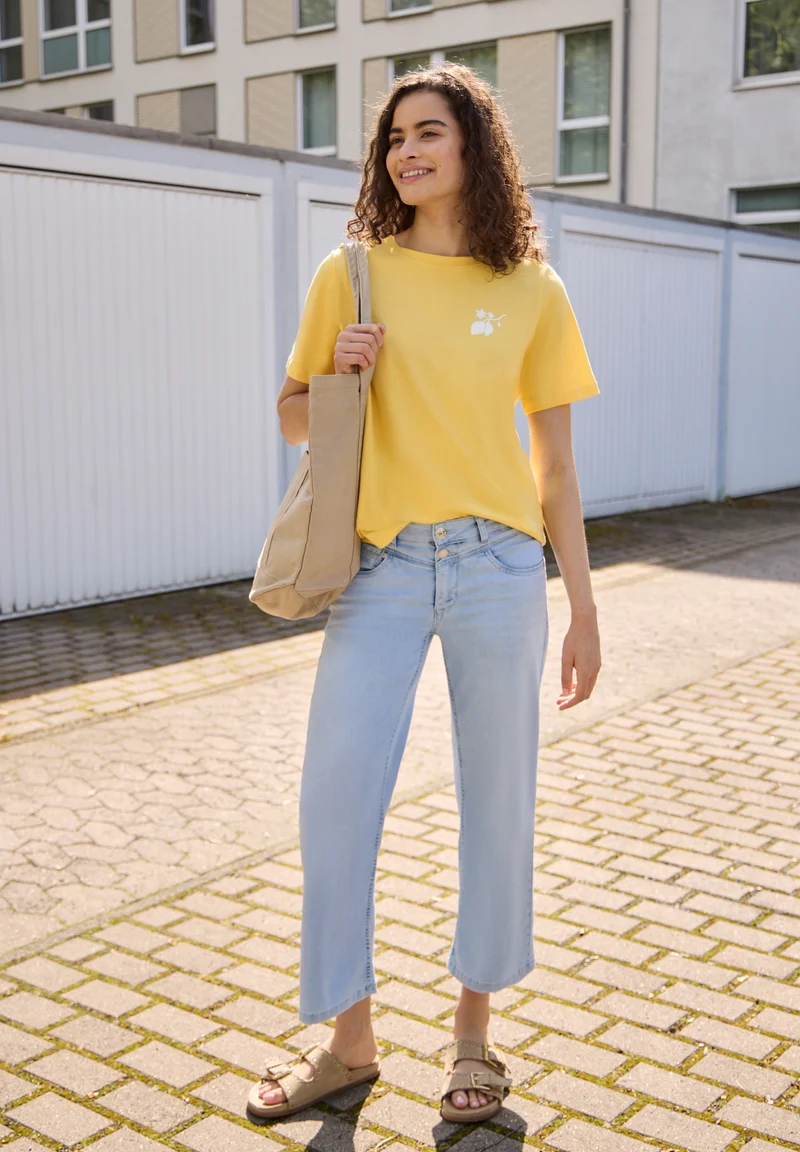 Studio_Shirt w.back print, snap yellow