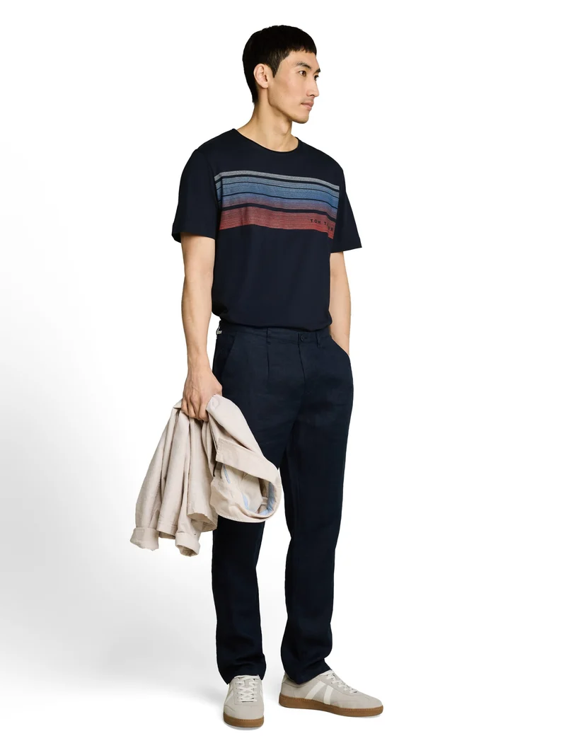 printed t-shirt, sky captain blue