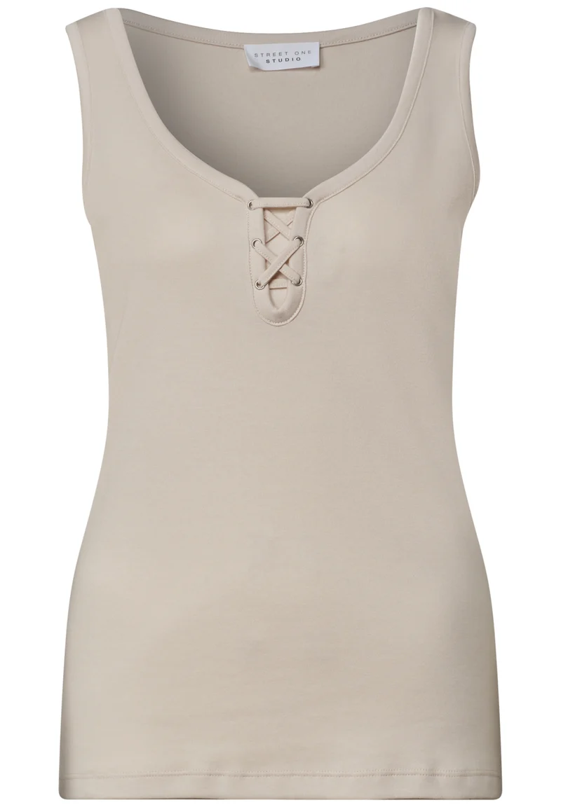 LTD QR Studio_Top w.lacing det, vanilla sand