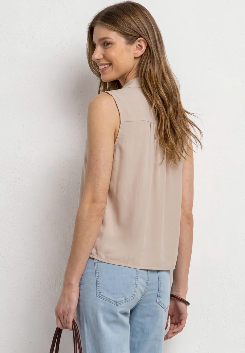LTD QR Blousetop w bowling col, clay sand