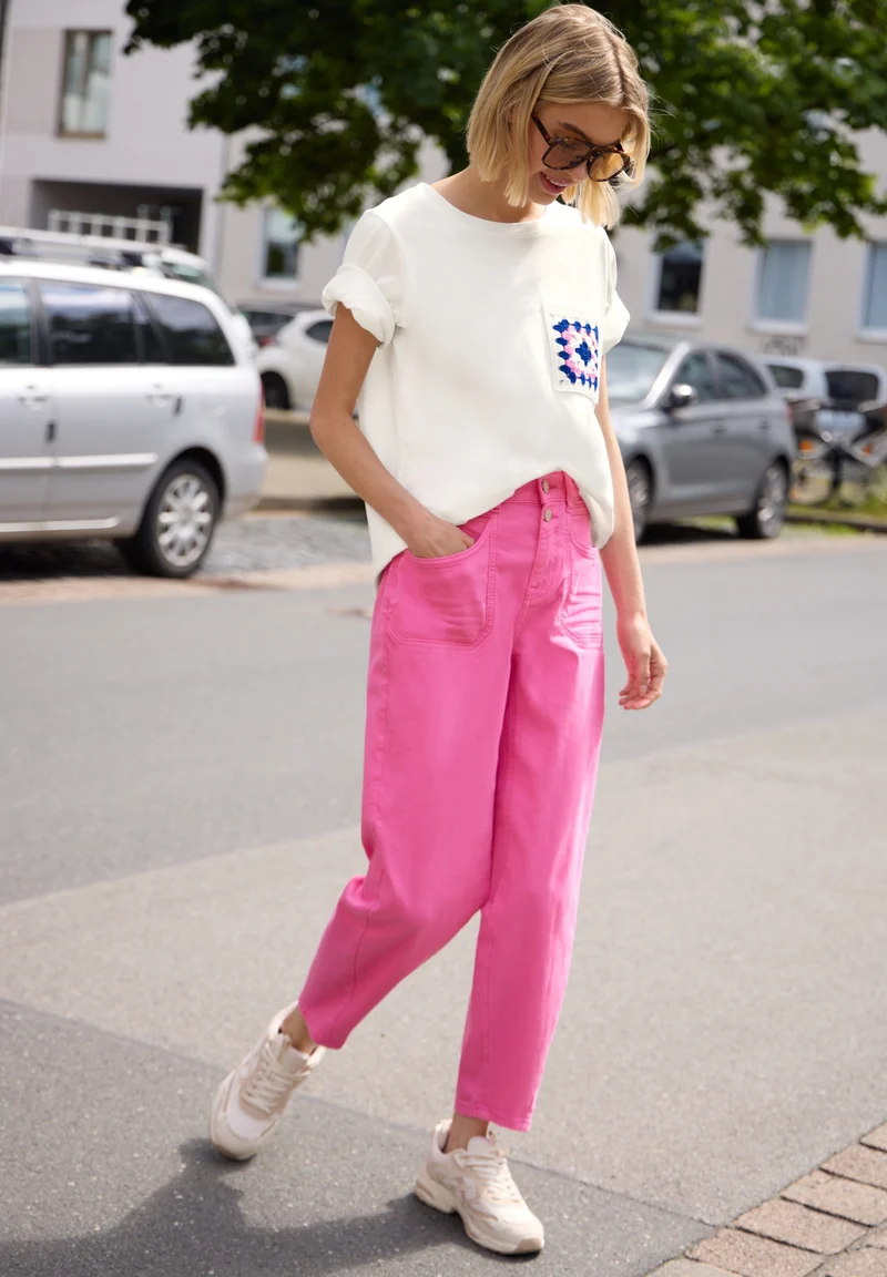Studio_Shirt w.colorful croche, off white