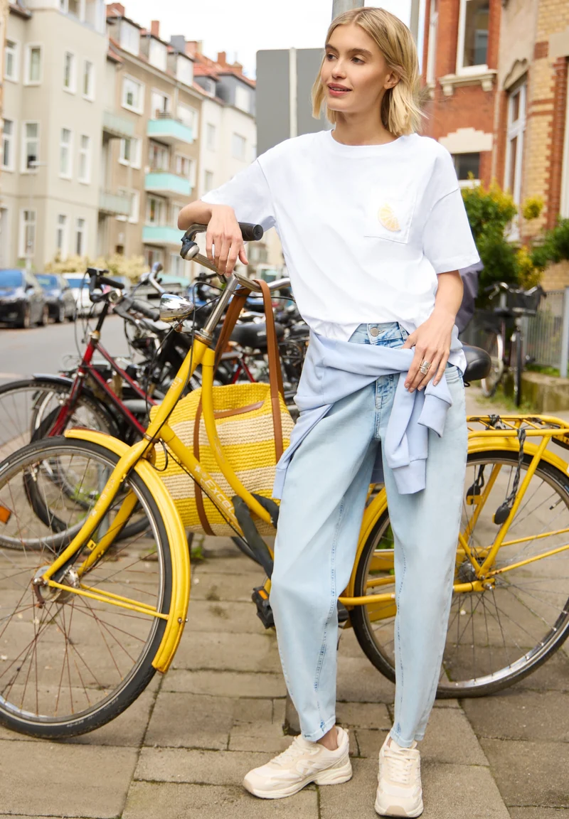 Studio_Shirt w.small pearl lem, White