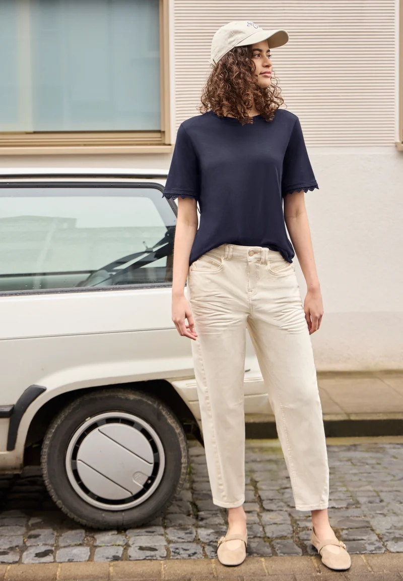 Studio_Basic shirt w.crochet c, maritime blue