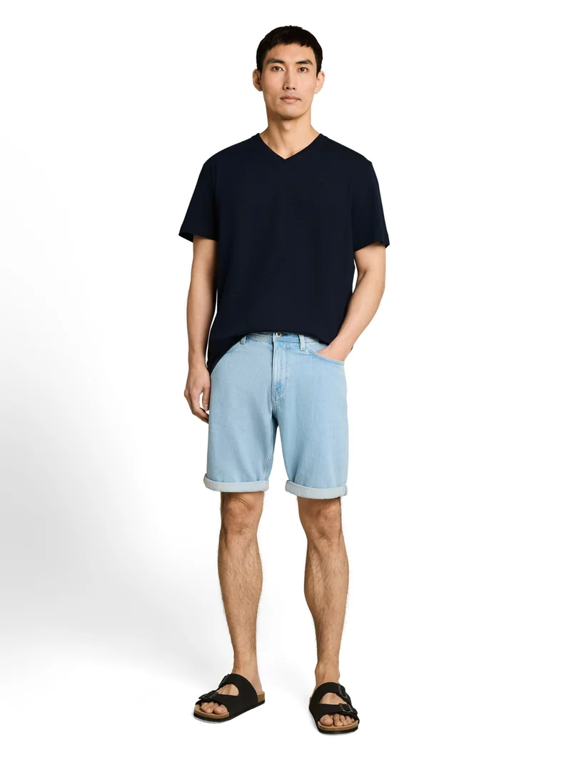 printed v-neck t-shirt, sky captain blue