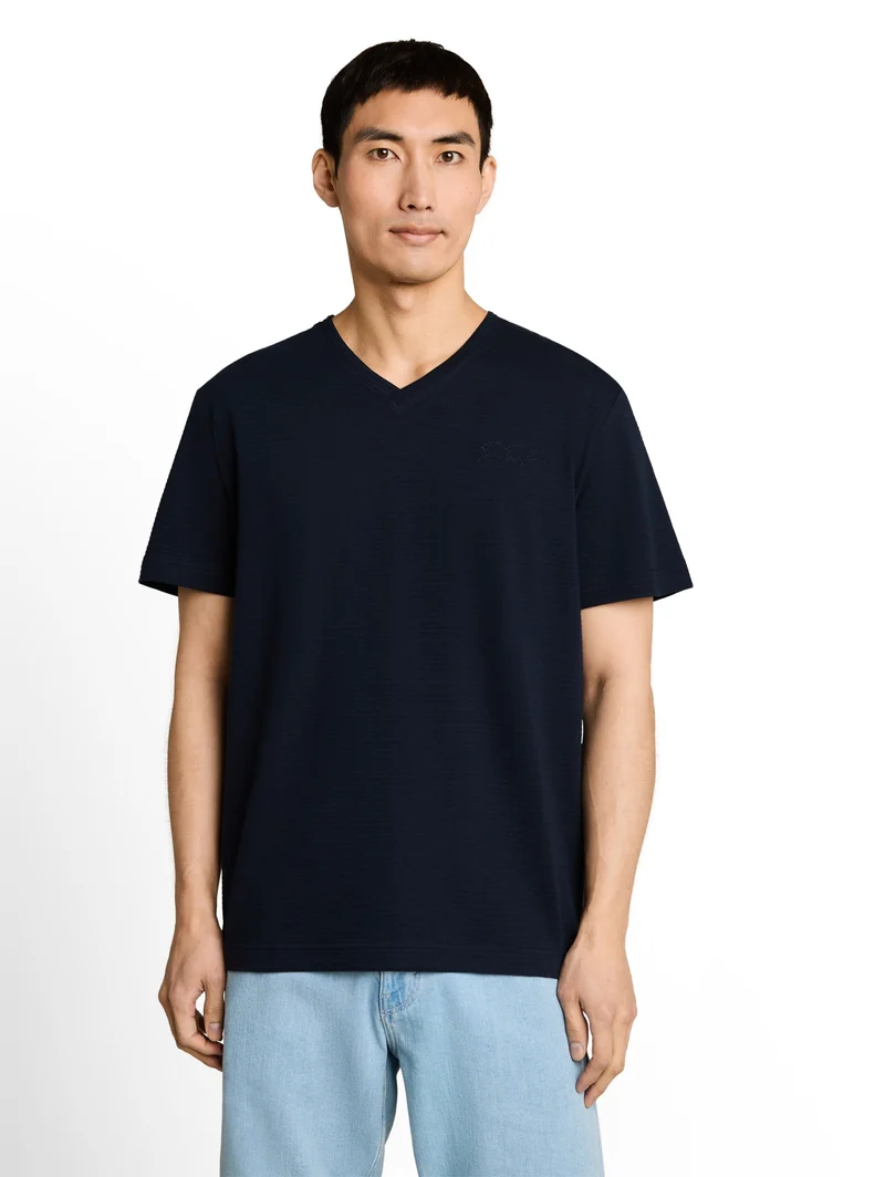 printed v-neck t-shirt, sky captain blue