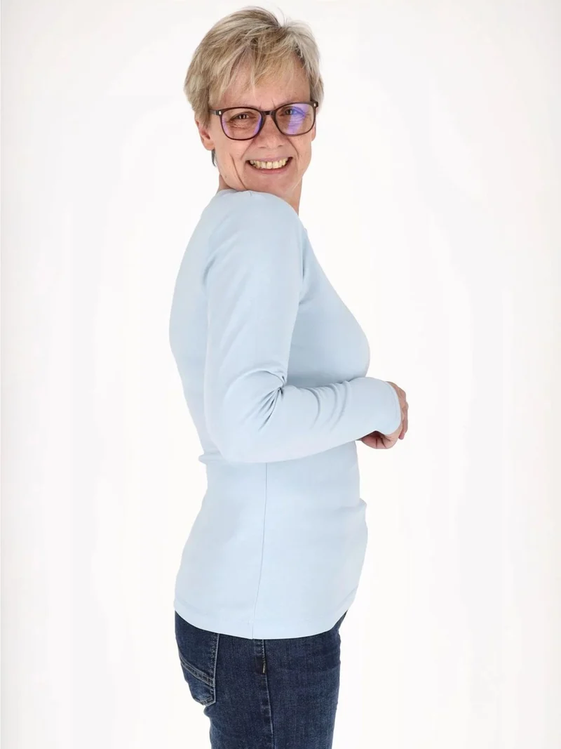 Blaues Damen Shirt mit 3/4-Arm & gewelltem Halsausschnitt