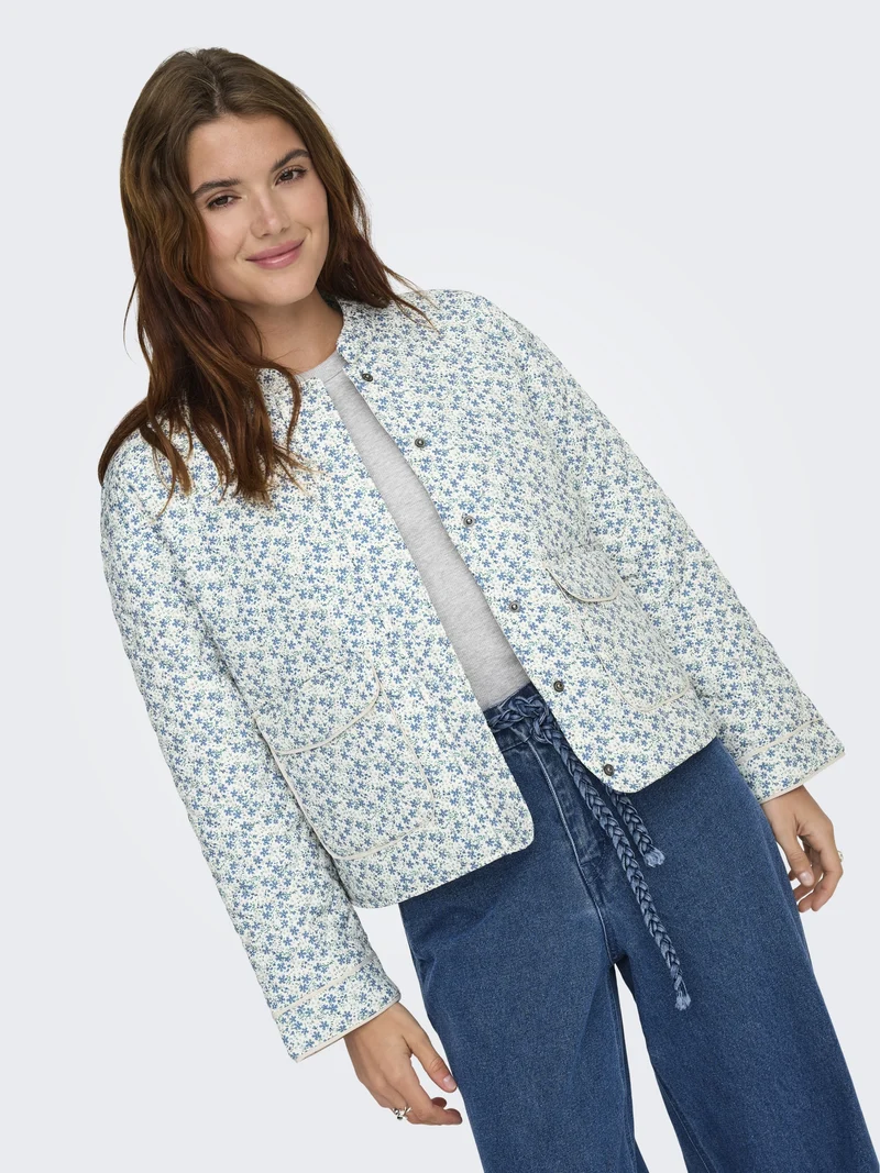 ONLHALLIE QUILTED JACKET OTW NOOS, Cloud Dancer/BLUE DITSY