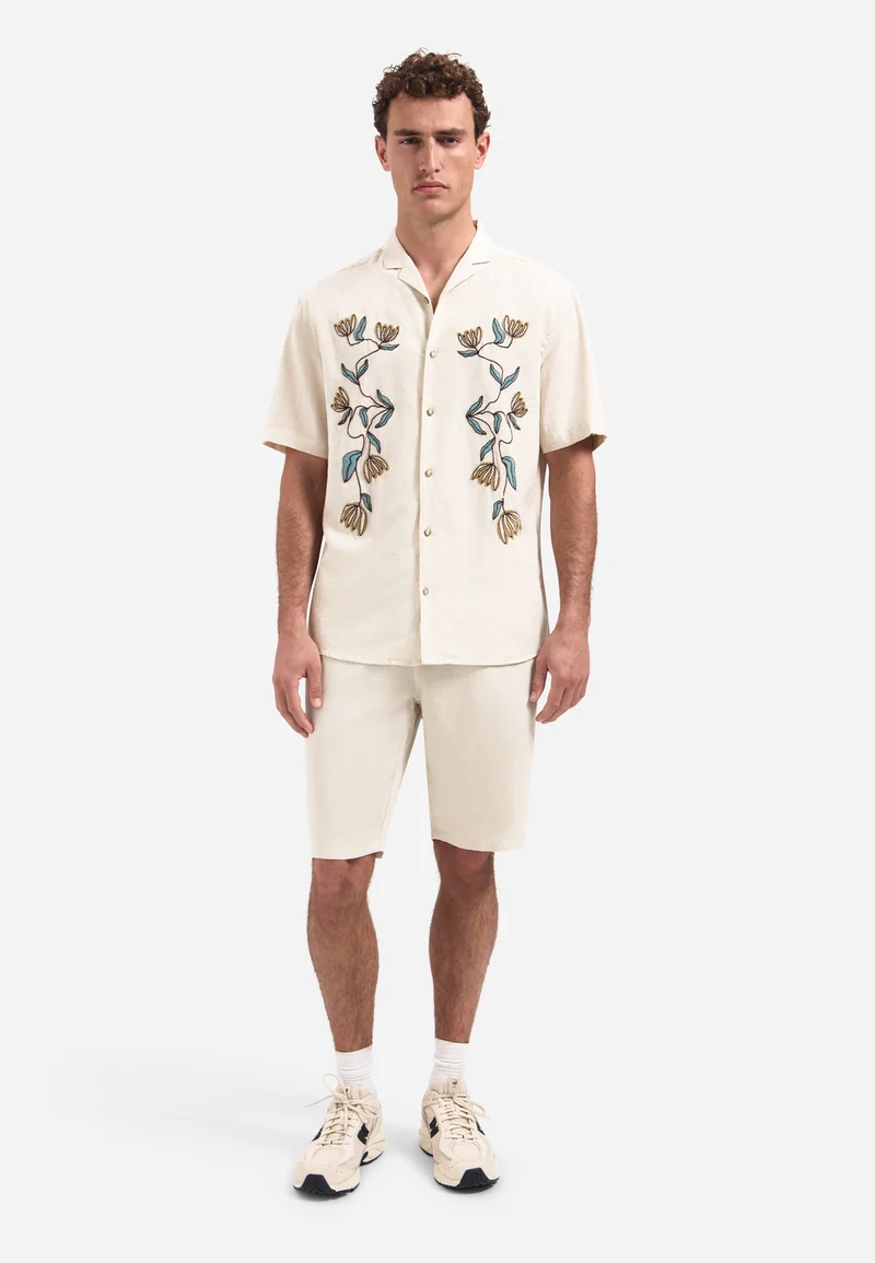 Shirt Short Sleeve Placed Embroidery, Stone