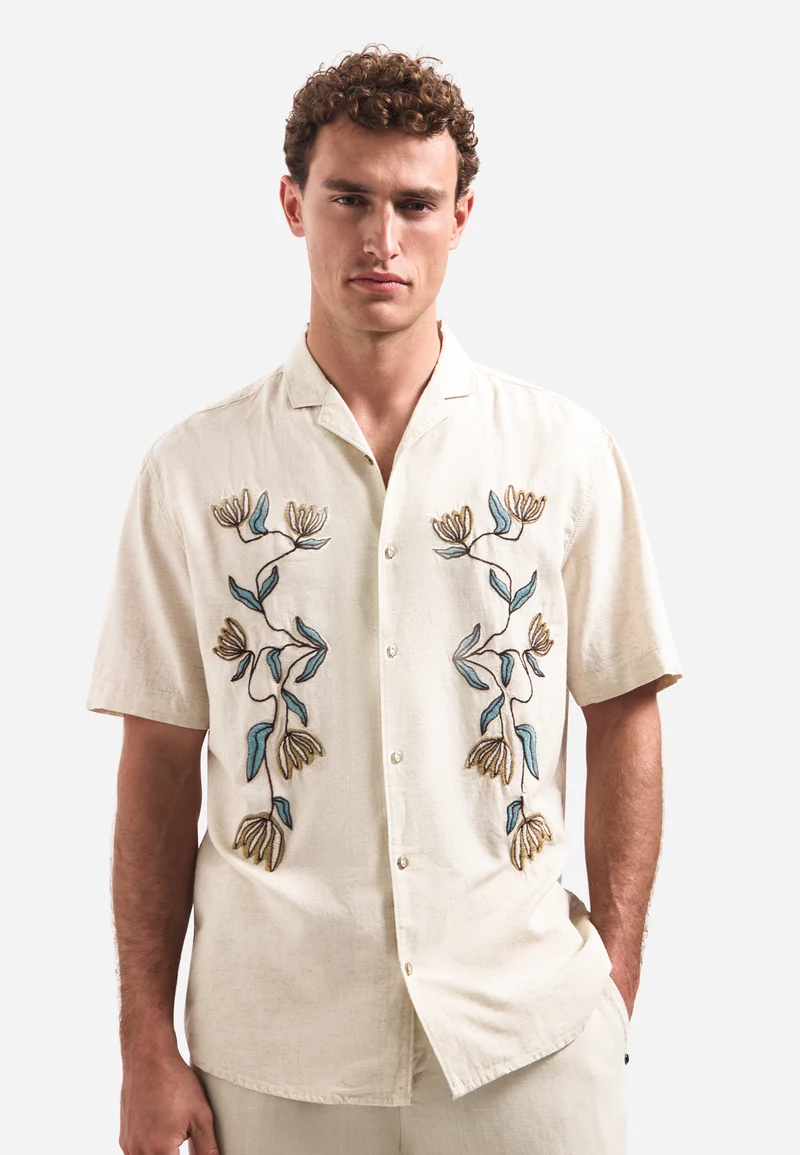 Shirt Short Sleeve Placed Embroidery, Stone