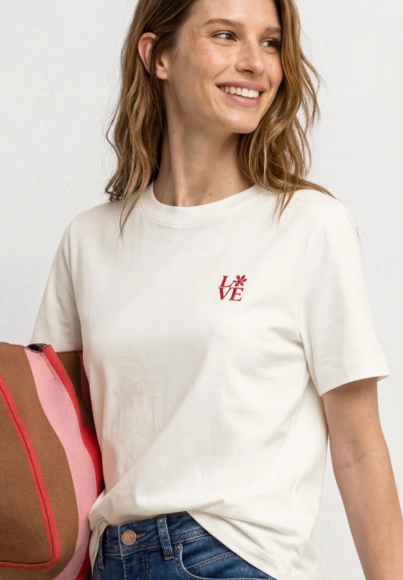 LTD QR basic shirt w.chest pri, off white