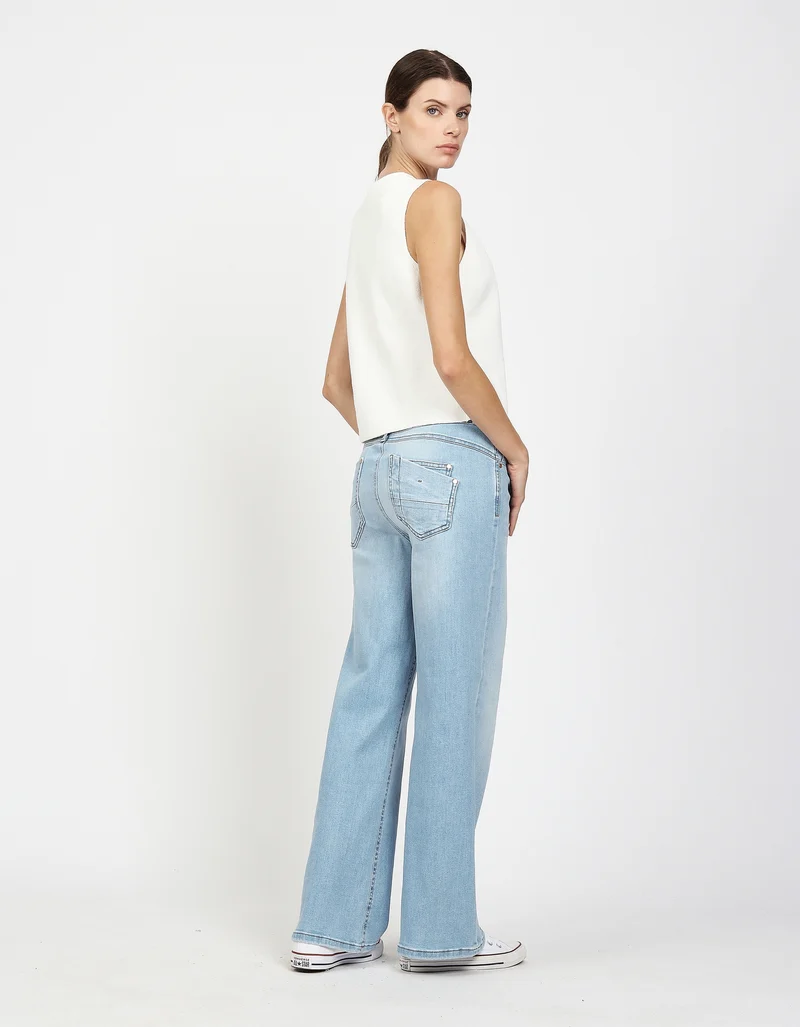 94AMELIE WIDE, chilled blue
