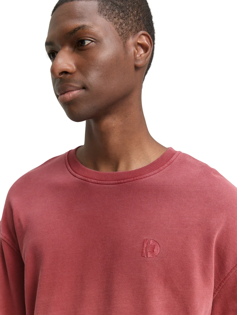 relaxed overdyed sweat with em, burnt russet