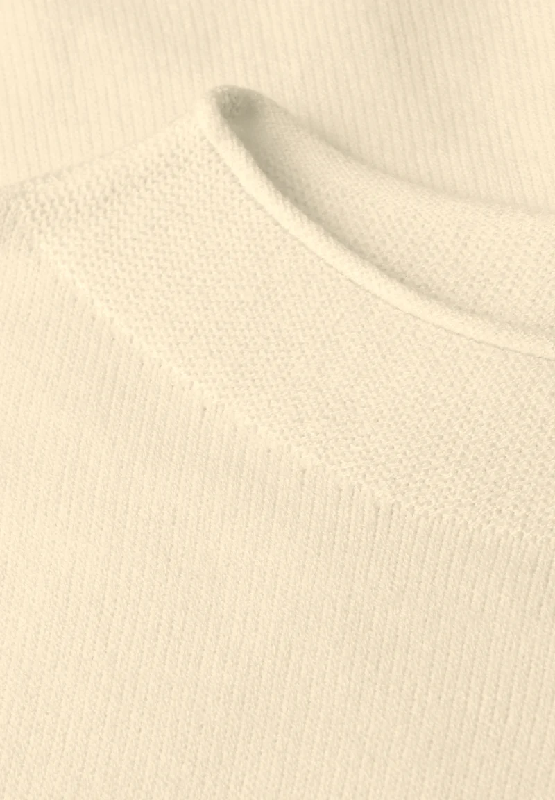 QR_rolled edge collar sweater, soft beige