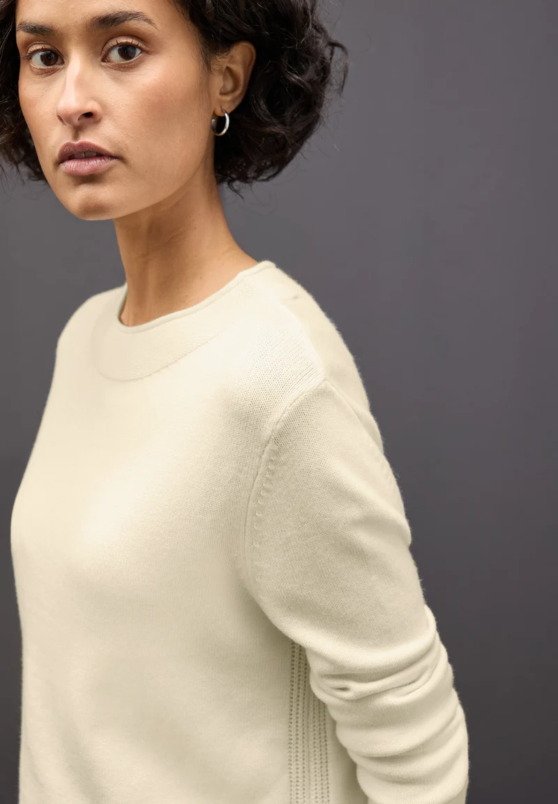 QR_rolled edge collar sweater, soft beige