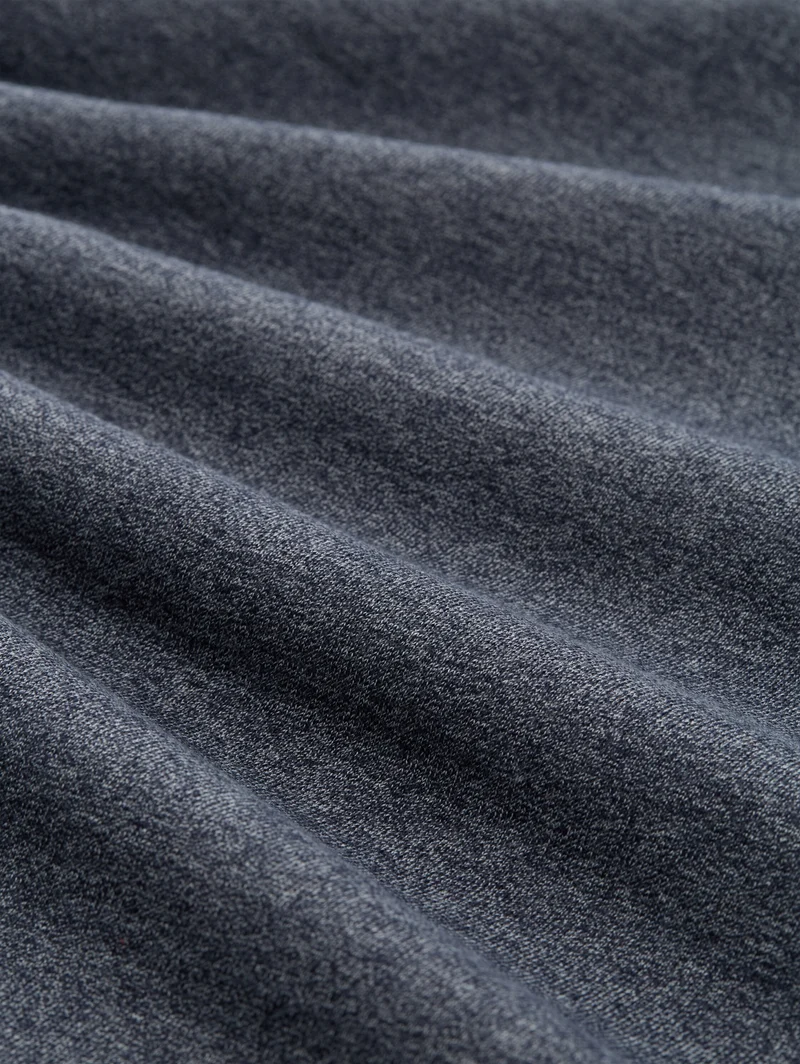 detailed snood, navy grindle structure