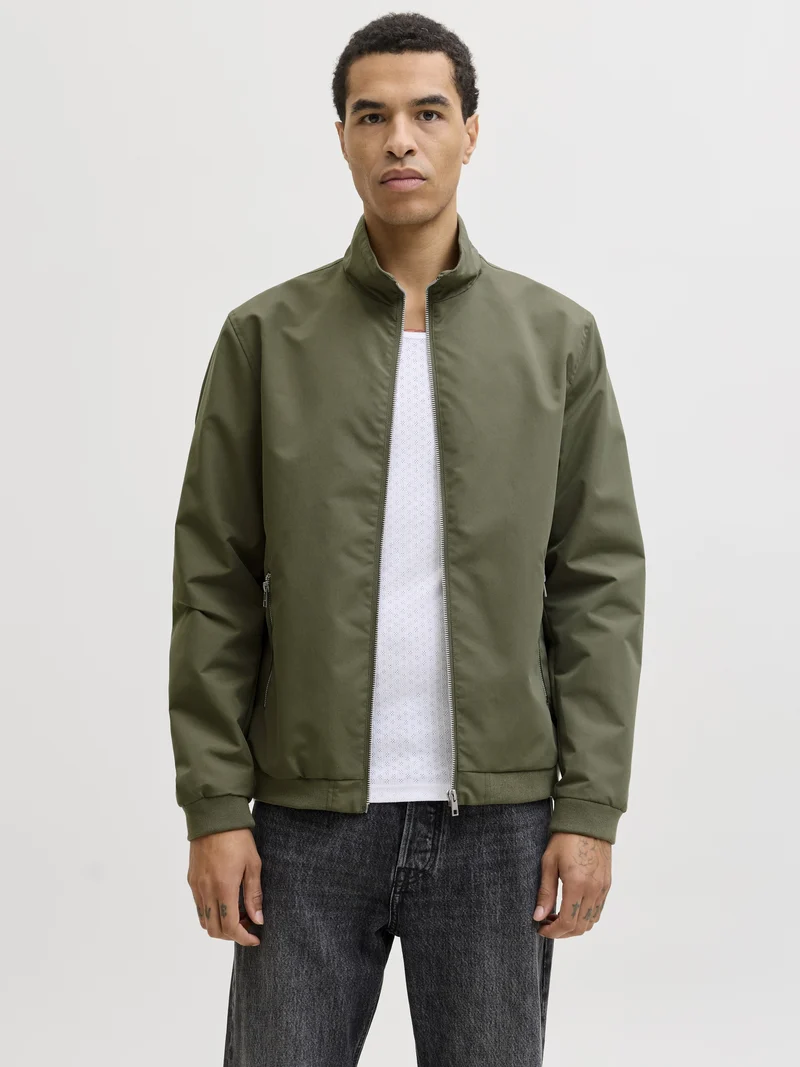 JJERUSH HARRINGTON BOMBER NOOS, Dusty Olive