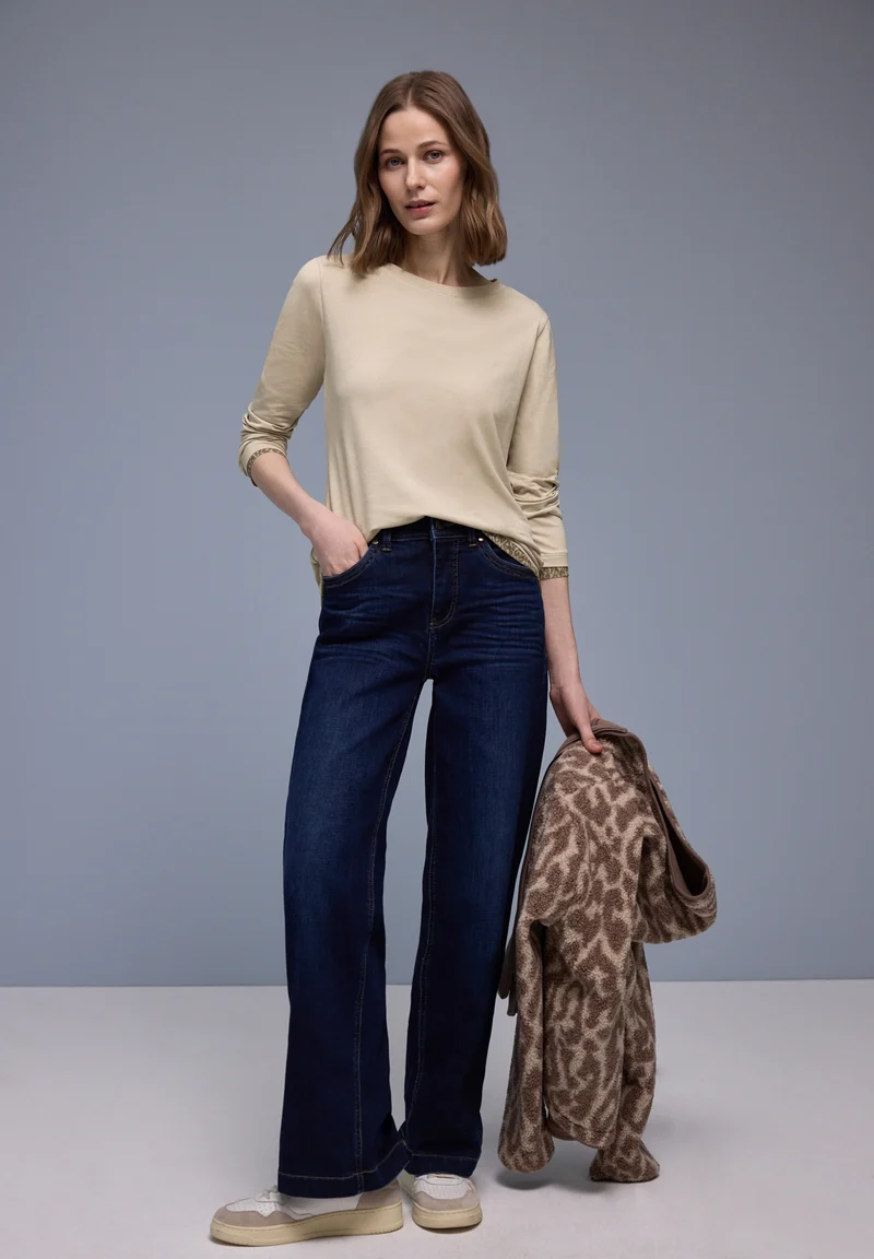 shirt w.printed mesh cuffs, cotton beige