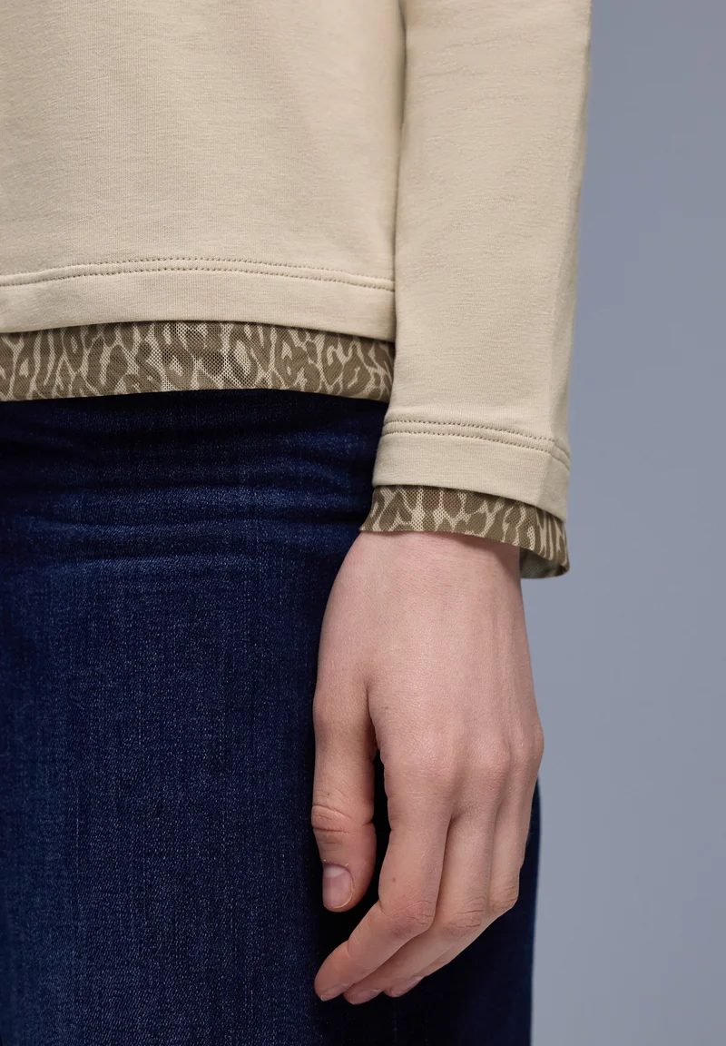 shirt w.printed mesh cuffs, cotton beige