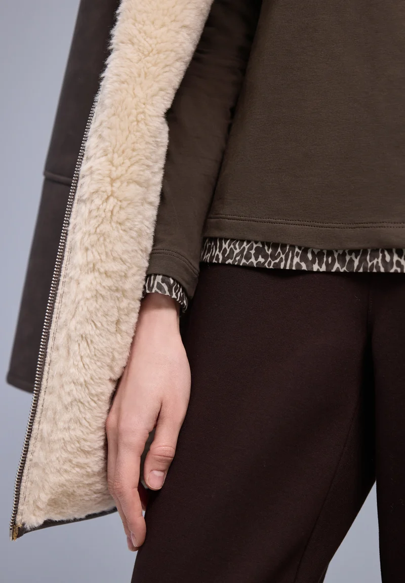 shirt w.printed mesh cuffs, molten earth