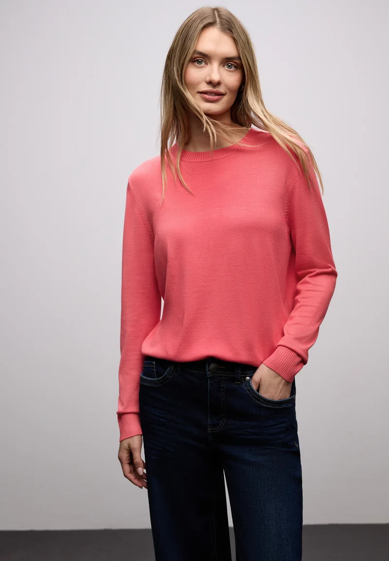 LTD QR_basic sweater, striking coral