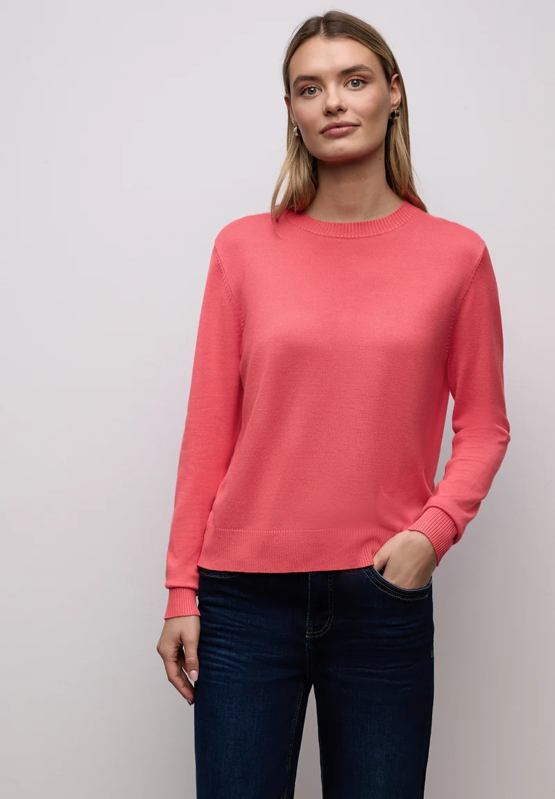 LTD QR_basic sweater, striking coral