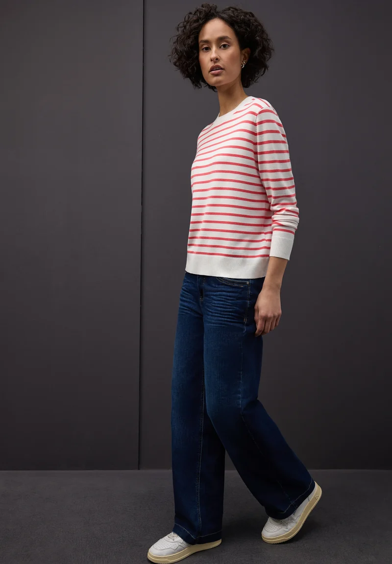 LTD QR_ basic sweater stripes, off white