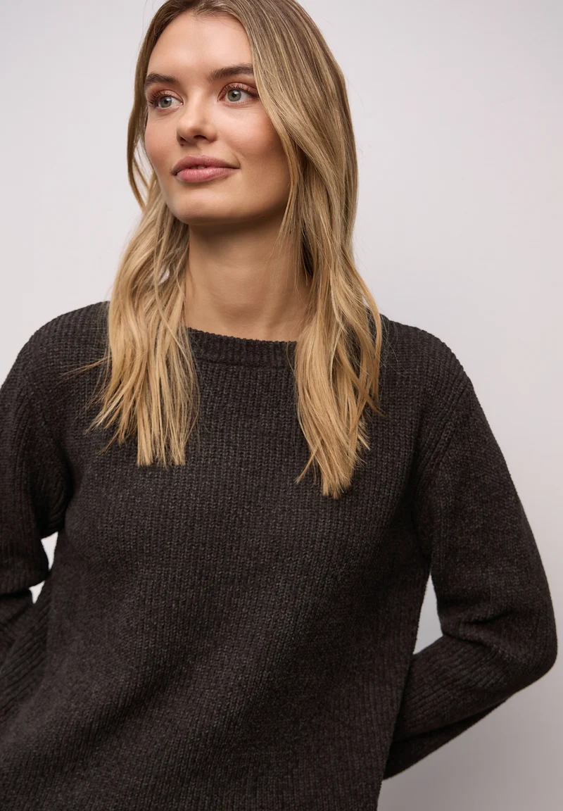 LTD QR_chenille sweater, darkest brown