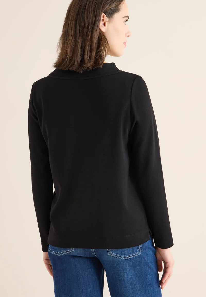 TOS Solid Funnel Neck, Black