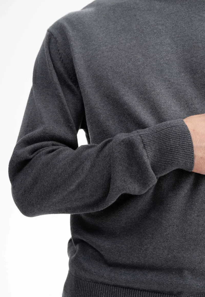 Mela Feinstrick-Pullover Himal