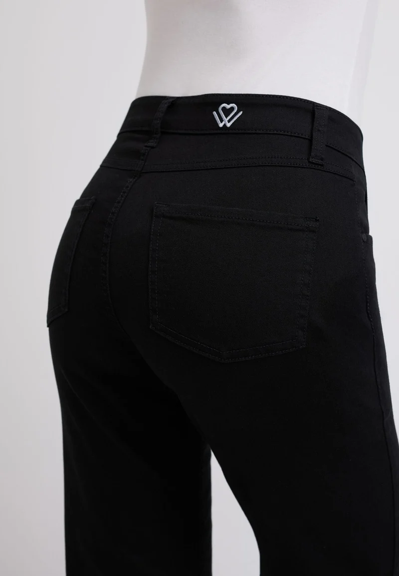 wonderjeans Relaxed Wide Forever Pure Black