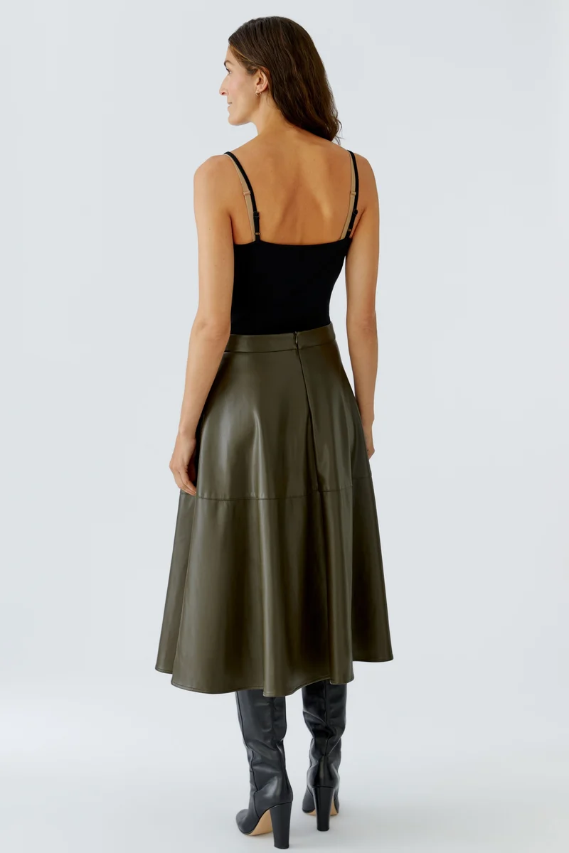 Rock, khaki