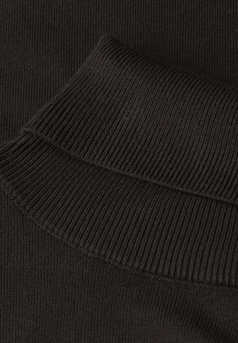 LTD QR_basic roll-neck, darkest brown