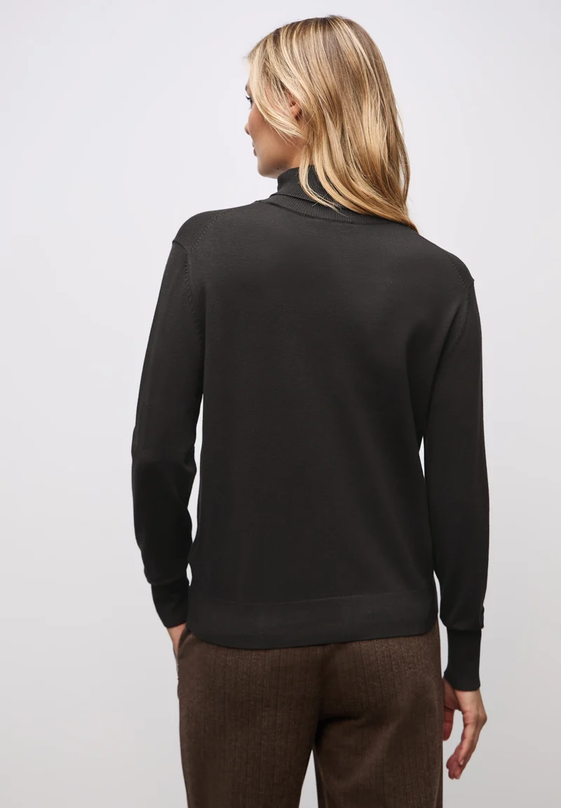LTD QR_basic roll-neck, darkest brown