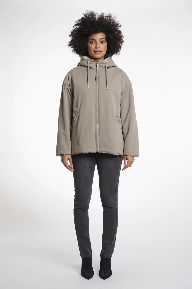 Ines.7002512, light pebble and leopard