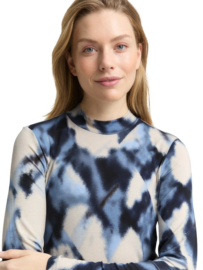 T-shirt mock neck alloverprint, blue blurry argyle