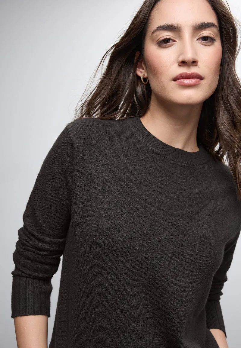 LTD QR_round neck sweater, darkest brown