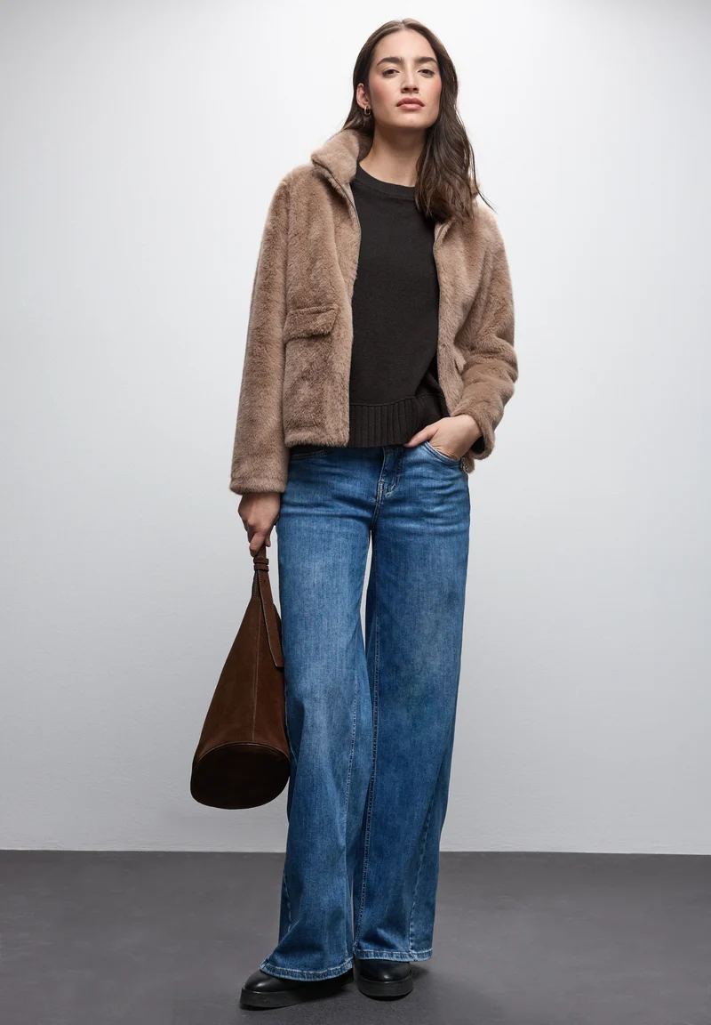 LTD QR_round neck sweater, darkest brown