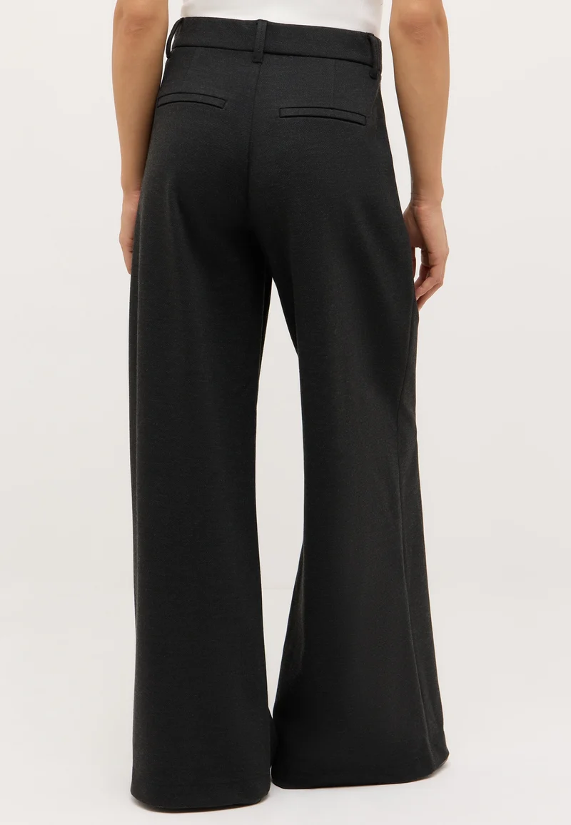LIVA JUMP, anthracite