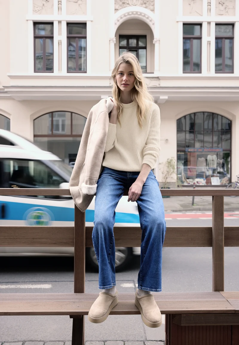 LTD QR Studio_chenille sweater, soft beige
