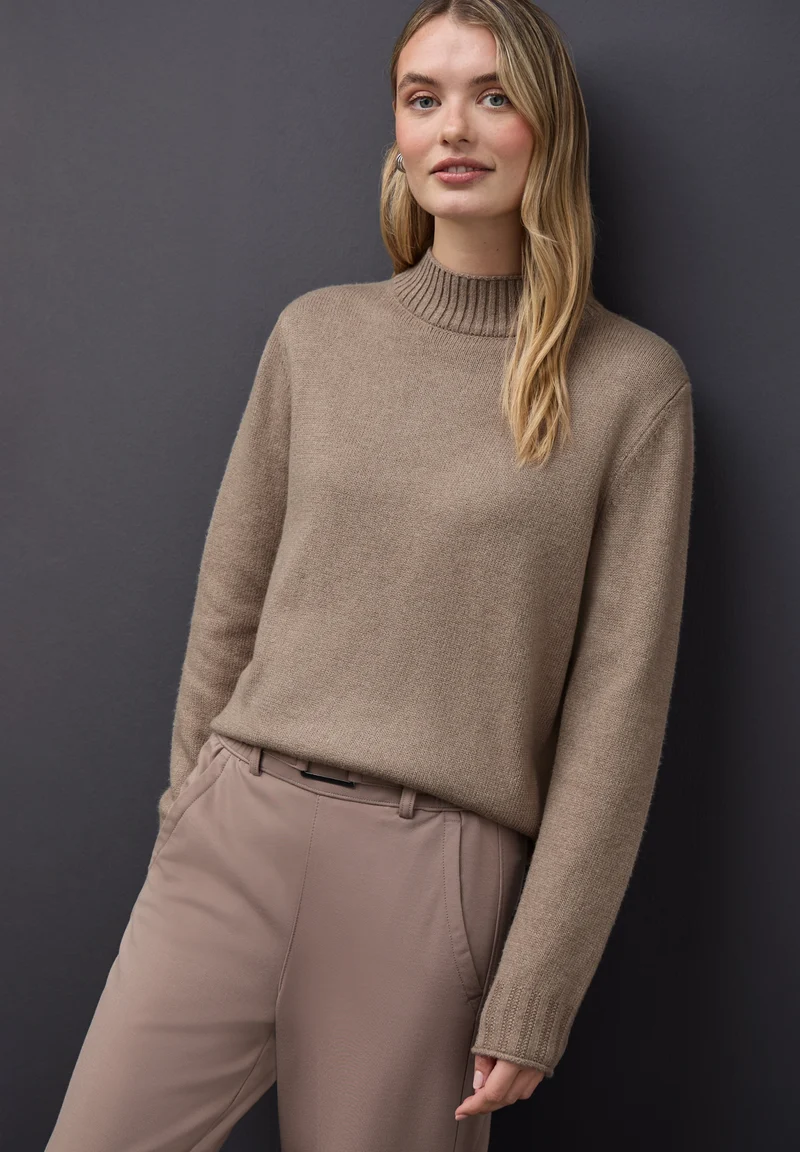 LTD QR_basic sweater turtle, mocha glow mel.