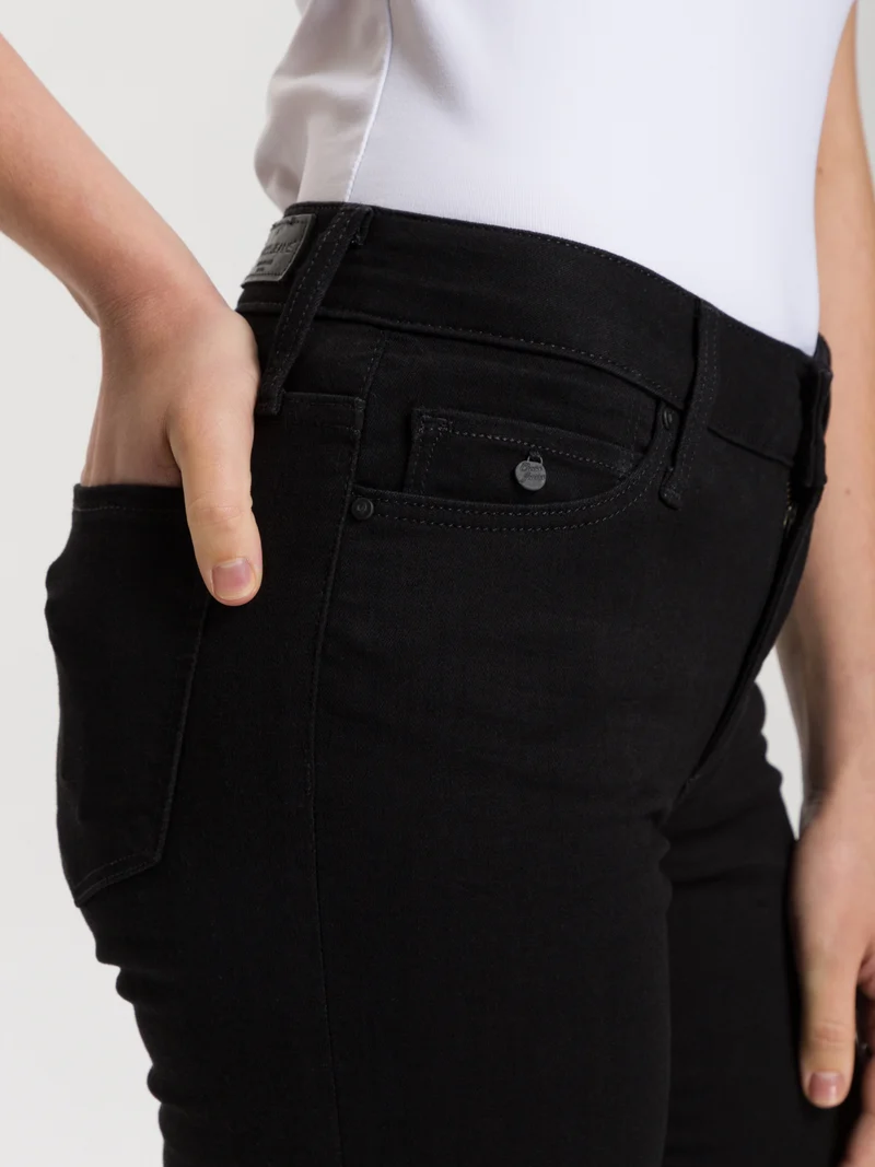 FAYE | SLIM FIT