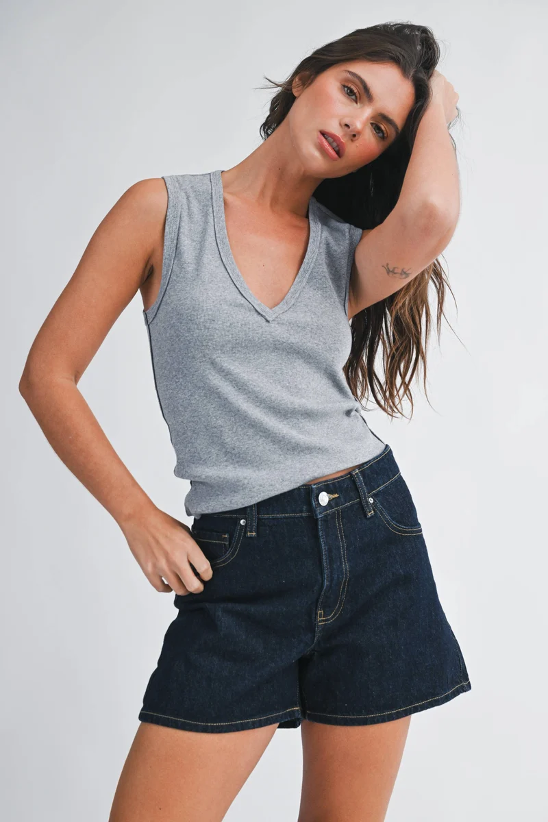 V NECK TANK TOP BROWN