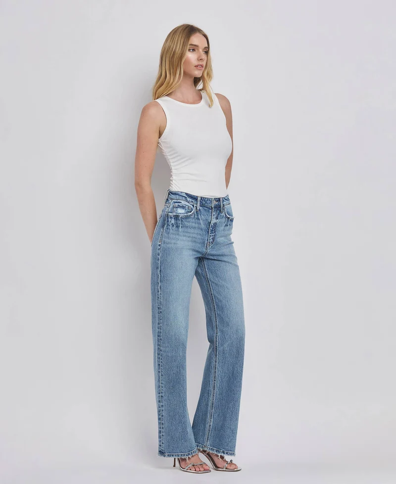 90'S SUPER HIGH RISE MEDIUM WASH WIDE JEANS T6242: LEAPING WATER / 24