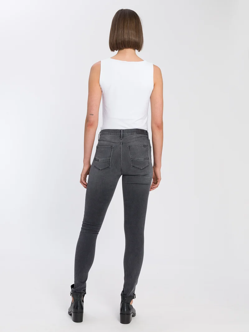 ALAN | DAMEN