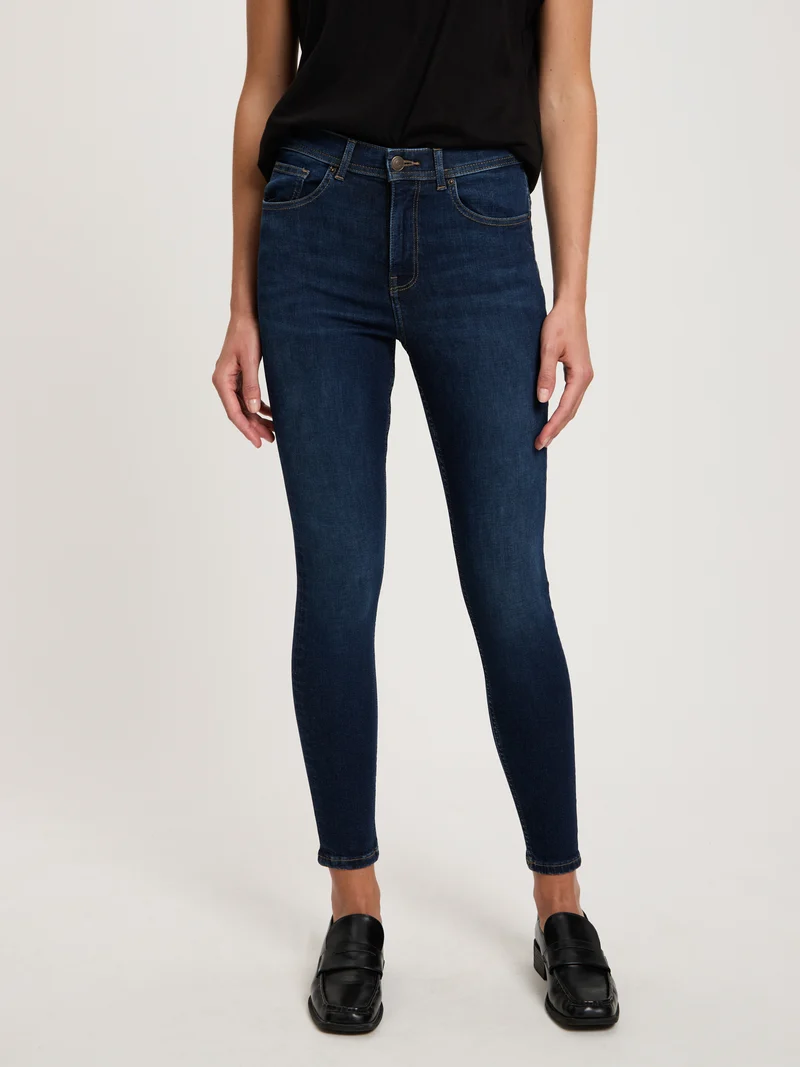 JUDY | SUPER SKINNY FIT JEANS