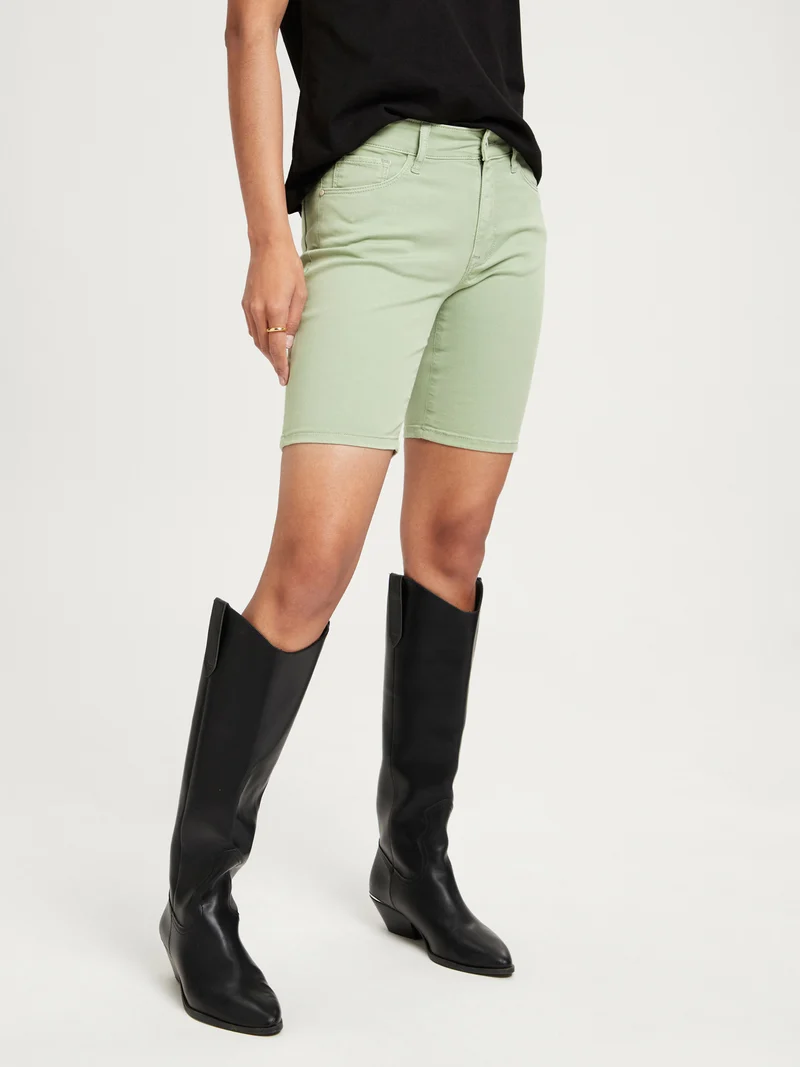 ANYA SHORT | SLIM FIT SHORTS
