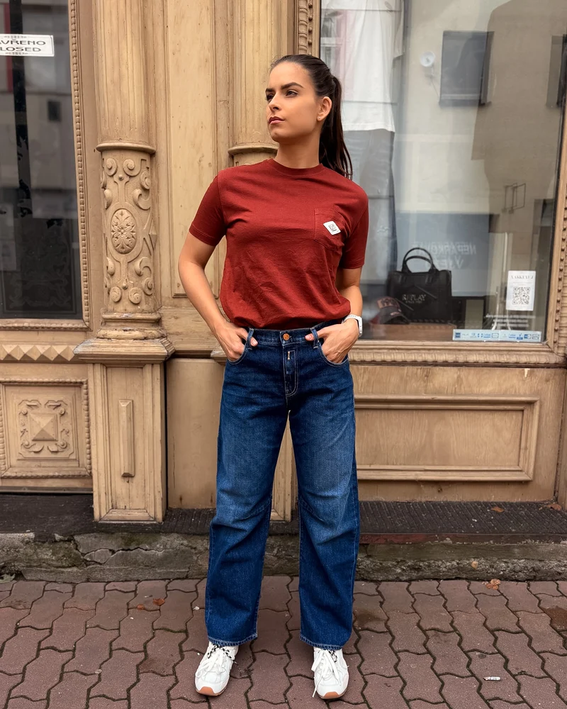 DÁMSKÉ DŽÍNY REPLAY JANIE BARREL FIT S NÍZKÝM PASEM