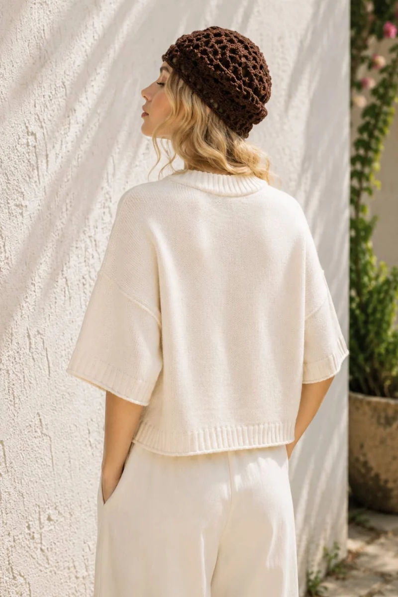 Soft Cotton Crew Neck Sweater: ECRU / L