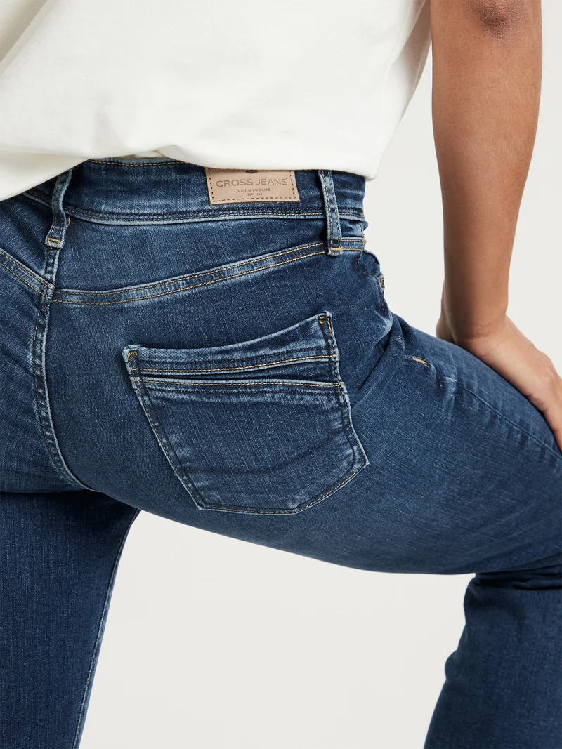 ANYA | SLIM FIT JEANS